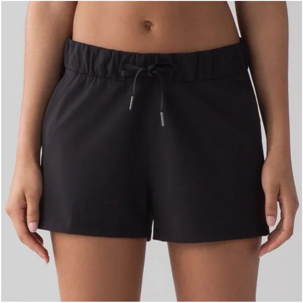 Lululemon on the fly shorts